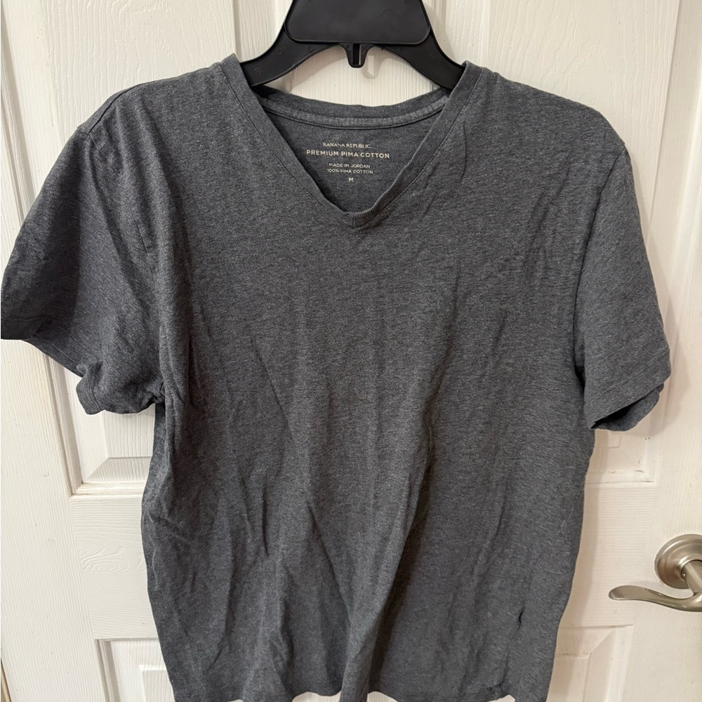 Banana Republic Charcoal V-Neck Men's Tee
